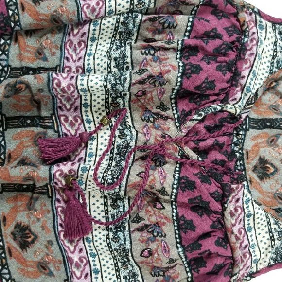 FOREVER 21 Tie Front Sleeveless Racerback Top - Picture 5 of 7